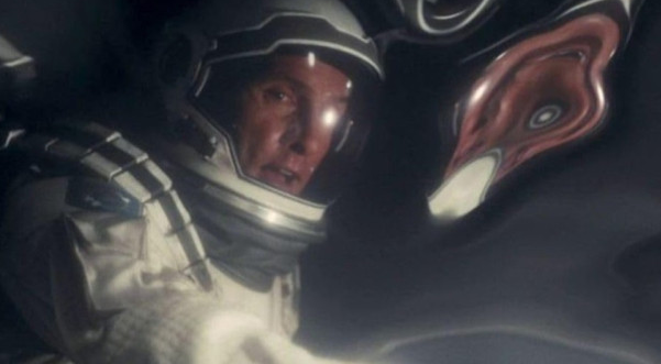 Interstellar: Nolan Bikin Mikir Keras